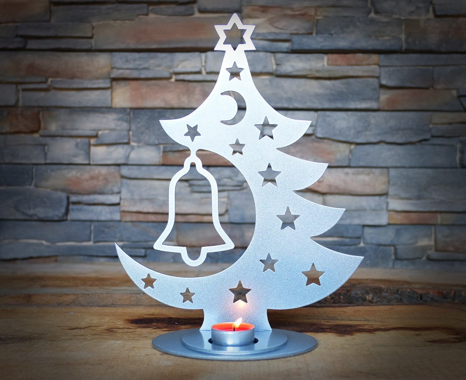 stromek-stribrna-03 Vánoční svícen v podobě stromu se zvonkem